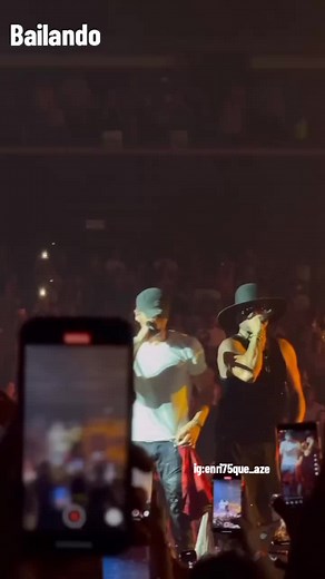 Enrique Iglesias TikTok Dance Challenge | Bailando