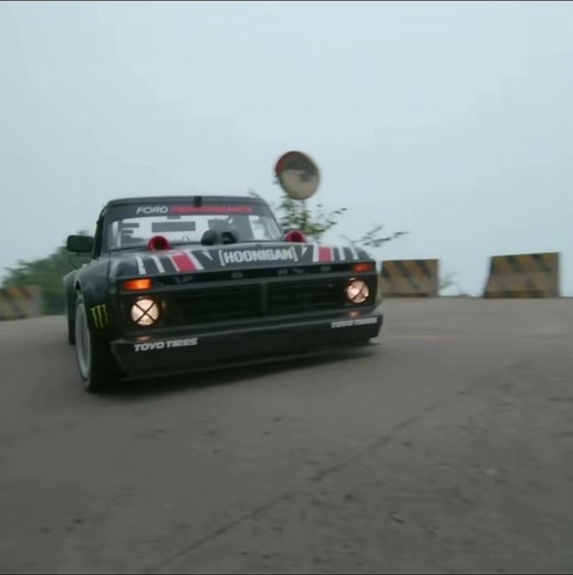 Climbkhana 2 Ford f-150 hoonitruck 914 hp Location Tianman mountain (chinas most dangerous roud) #kenblock #hoonigan #ford #hoonitruck #monsterenergy #drift #fordperformance #gymkhana2020 khana #forza #rally #forzahorizon #st #drifting #hoonicorn #ankara #mustang #fordfiesta #150raptor #ke #chinasmostdangerousman #car #ford mustang #monster #toyotires #rs #fiestast #cars #racing #chinatown @Ken Block
