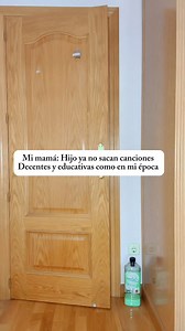 Mi mamá en pleno despecho con Alejandra Guzmán #humor #caras #muecas #expresiones #miradas #humornegro #caras #miradas | Orlando José Mdrano