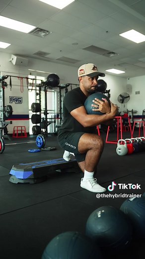 Maximus F45: Functional Full Body HIIT Workout