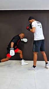 192K views · 6.7K reactions | If you give in to panic, then don't open your guard; that's a very bad idea. #Boxing #boxingdrills #boxingskills #boxingtraining #boxingtechnique #learning #training ##fitness | Jonathan Male Jordao | Facebook