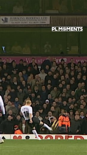 Have you ever seen a purer volley than this? ☄️ For more moments like this, head to The Festive Fixtures Hub on premierleague.com or download the Premier League app to explore | Premier League