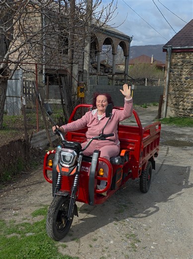 Tailg Georgia-ს ერთ-ერთი კმაყოფილი მომხმარებელი #tailggeorgia #tricycle #electric #agronomy #villagelife