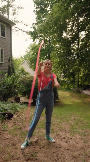 Experience wonderment with the original, patented glow-in-the-dark toy featured on Shark Tank! ZipString Luma flies a loop of string that allows you to create endless shapes and tricks. It has a built-in LED for glowing fun and will keep everyone entertained. Plus, it's the perfect STEM gift for kids & adults. Don’t settle for the copycats—experience the one and only ZipString! ✨ Bright Phosphorescent Glow Strings 🤸‍♂️ Amazing Tricks: Easy, fun, and perfect for all ages! 🎁 The Perfect Gift: Gr