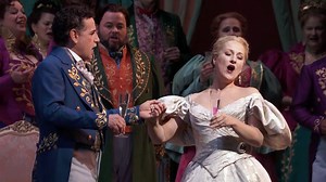 This week's FREE student stream from The Metropolitan Opera is my 2018 performance as Violetta in Verdi's 'La Traviata' with Juan Diego Flórez and Quinn Kelsey. You can watch anytime beginning at 5pm EDT on September 23 through 5pm EDT on September 25. Make sure to visit the link below for additional resources for students and educators! 🔗 https://www.metopera.org/discover/education/free-student-streams/home/ | Diana Damrau