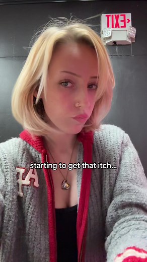 but would it even look good on the bob idk #fypage #hairtok #pinkhair #viral #trending #stephhair