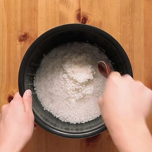 カニ缶としめじの炊き込みご飯 作り方・レシピ クラシル