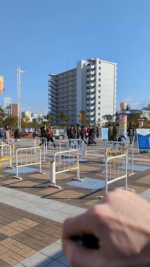 Was never crazy about photography but the Fujifilm X-E4 is insane and so much fun to use. XE-4 | 35mm f2 | Bright summer recipe #fujifilm #fujixweekly #xe4