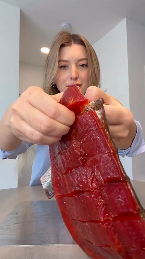 Sometimes you just need a good old candied cold smoked salmon to make you happy. Our sockeye salmon has just a hint of sweetness which makes it the perfect savoury snack. Thank you @_lady.stegantseva_ for always taste testing our fish and making it look so beautiful! #candiedsalmon #candiedfish #sockeyesalmon #coldsmokedsalmon #viralfood | Solovey Kitchen