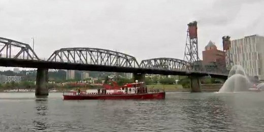 Historic Portland fireboat makes final ride