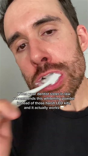 Still using an LED kit? Your dentist probably isn't ⚠️ ✅ #ukbeauty #beautyhacks #teethwhitening