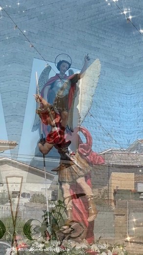 Se vedi San Michele Arcangelo, avrai tre miracoli. 1. La tristezza si trasformerà in gioia. 2. La preoccupazione si trasformerà in pace. 3. Il dolore si trasformerà in felicità. Scrivi “Amen” e lascia che San Michele Arcangelo compia miracoli nella tua famiglia. Condividilo con chi vuoi proteggere. | L'amore di Dio