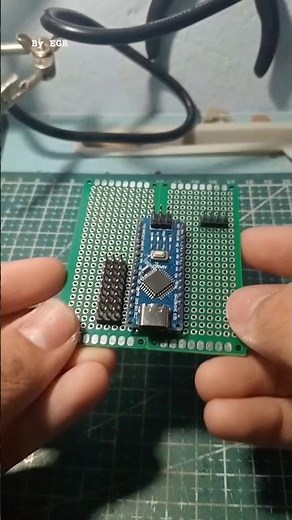Creating additional Arduino pins using PCB #shorts #make #pcb #arduino #project #upgrade