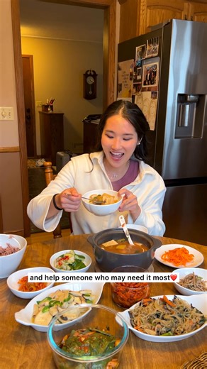 Imagine losing everything – that’s the reality for many when disaster strikes. The Red Cross is there, offering hot meals and a moment of comfort to families in need. Help provide comfort by donating today. | American Red Cross