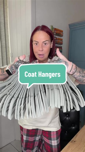 Love these for keeping my wardrobe organised 🧺 non-slip velvet, look really tidy and make such a difference #dealdrops #wardrobeedit #homeorganisation #lifestylefinds #tiktokmademebuyit @Keplin
