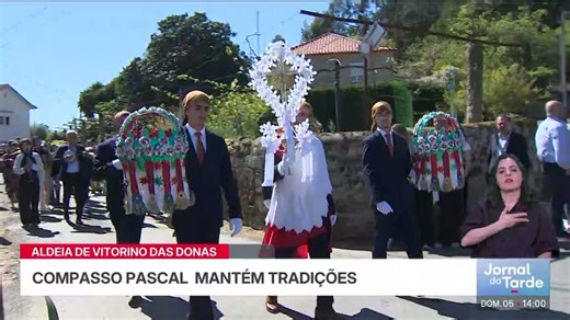 Compasso pascal mantém tradições na aldeia de Vitorino das Donas