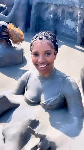 114 reactions · 4 comments | Guess who jumped into an active...