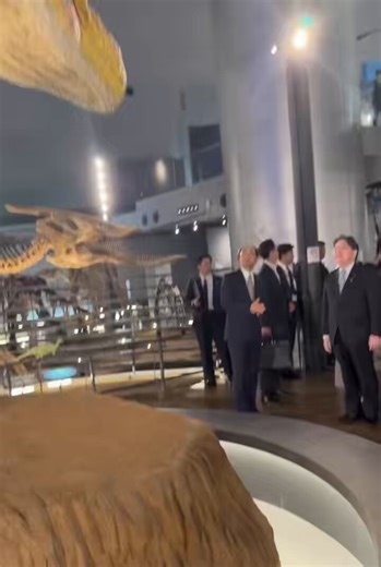 恐竜博物館に隣接している福井県立大学恐竜学部を訪問し、学生の皆様と活発な意見交換を行いました。
