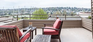 Pros and Cons of Building Horizontal Deck Railing | DoItYourself.com