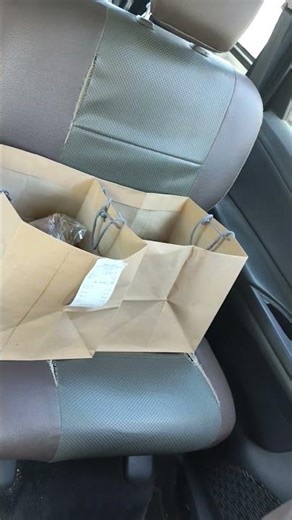 The order was only two paper bags with the destination of Padonan Tibubeneng, and they were immed...