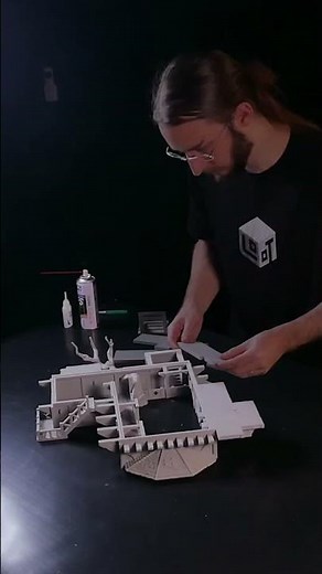 Check out the process of making the HUGE Silent Coin Tavern and Inn from our Welcome Pack 3.0 🔥