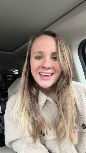 What is Pure Barre? Inspired by yoga, Pilates, and ballet, our low-impact, high-intensity technique benefits clients at every fitness level and protects your joints from injury while you strengthen and tone your entire body. Each class features musically-driven choreography for a continuously fresh and effective full-body workout that improves strength, endurance, flexibility, coordination, and balance in 50 minutes or less. Click on the link in bio to book your complimentary intro class. #pureb