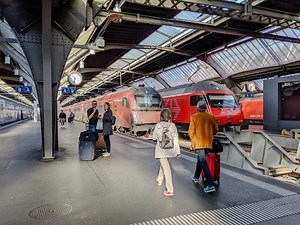 Top 5 Busiest Train Stations In Europe | Save A Train