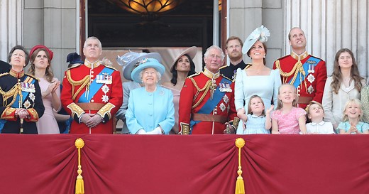 Meghan Markle gives birth to baby boy