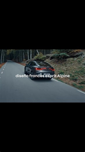 Nuevo Renault Arkana E-Tech Hybrid, un SUV con autonomía de hasta 995 km en carretera y con un diseño deportivo fluido y robusto característico de Esprit Alpine. | Renault Chile