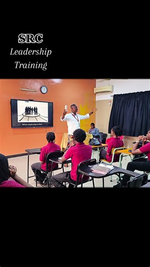 At Oxbridge Tutorial College, we recently hosted an inspiring and impactful SRC Leadership Training session. It was an engaging and enlightening experience with our facilitators, Chukwuemeka Kayode and Michael Bangbade, who shared valuable insights on what it truly means to lead and serve as members of the SRC. Our students gained practical knowledge on responsibility, teamwork, effective communication, and the importance of leading by example. It was a powerful session that will undoubtedly sha
