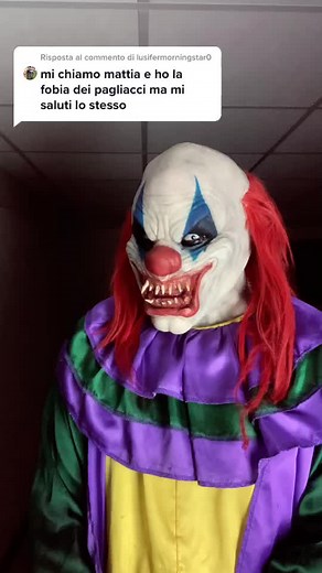 Clown Costume Performance: Expressive Gestures