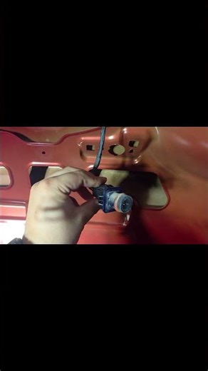 How to change a Ford camera