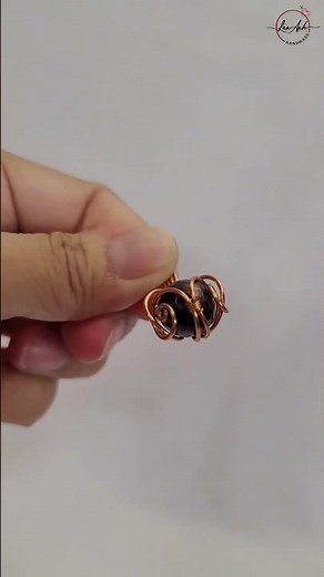 Wire wrapped stone pendant tutorial | simple cage for beginner #shortsvideo #handmade #diy