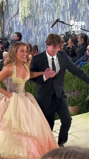 Blake Lively Shines in Yellow at Met Gala 2026