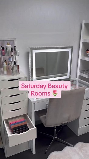 Upgrade Your Vanity Setup with our VC Table Top and Side Leg!