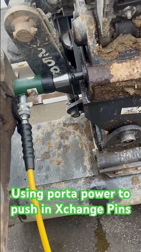 Porta-power Used to remove Bucket on Excavator #Bobcat #Xchange #mechanic