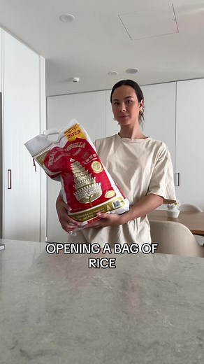 Easy Rice Bag Hack: Open It Without Scissors!