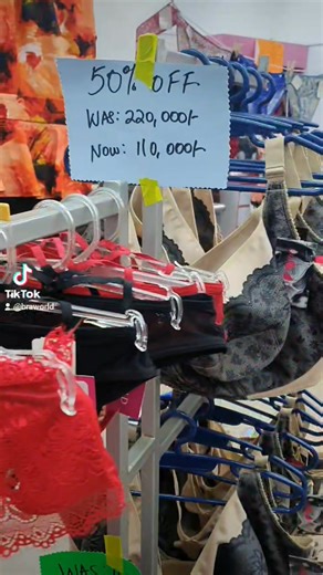 3K views · 27 reactions | It's on Ladies! Beyond your imagination ‍♀️拾Bras and More!! BLACK FRIDAY SALE 15% to 85% OFF! Four Daya Only!! Starting Today Until Sunday! While Stock Lasts!  See you all!! | BraWorld | Facebook