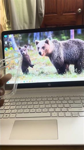 Measure laptop screen size using AI Gemini Chat GPT