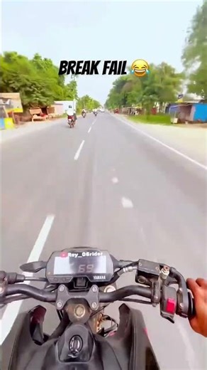 Break Fail 😂#motovlog #rider #biker #breakfail #funny #comedy #yamahamt15 #modified #shorts