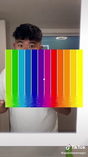 The Color Blind Optical Illusion 🌈 #magictrick #magician #color