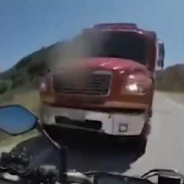 Fire truck - Dame Da Ne (Baka Mitai)