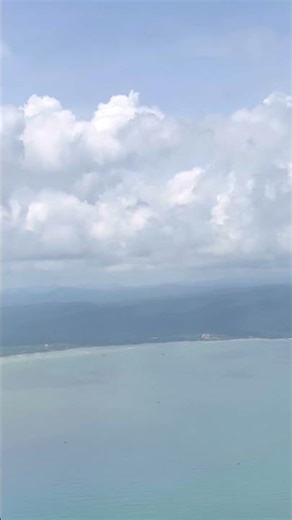 Relaxing Window View 🌤️ Clouds & Water | Pure Calm