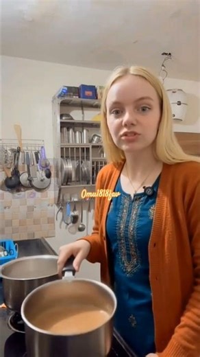 उठ गए🤣तो लो चाय ☕पी लो😜#viral #explore #youtubeshorts #funny #trending #chai #shorts#chailover #tea