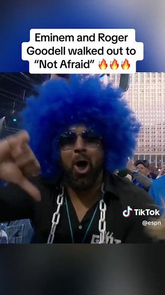 Eminem and Roger Goodell Walk Out to 'Not Afraid' at NFL Draft