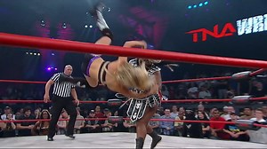 Madison Rayne tries to make a statement against Awesome Kong! | Impact Knockouts