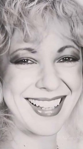 Andrea True Connection - More, More, More (New Music Video with lyrics) Remix by Al Reeve, Clip 3