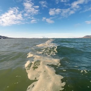 Where two oceans meet, debunked - Cape Reinga, at the very northern tip of New Zealand, is known for being where the Tasman Sea meets the Pacific Ocean, where two oceans collide. The truth, though, is a little more complicated than that. | Tom Scott