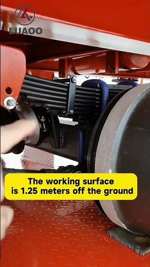 Two different ways of installing leaf spring.whatsapp:8615063760850#chinaluaoo #suspension