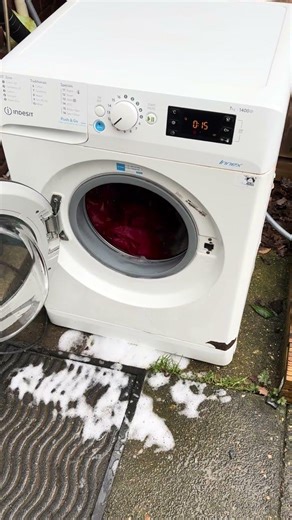 Indesit Innex BWE71452 washing machine || Rinsing with the door open #ASMR